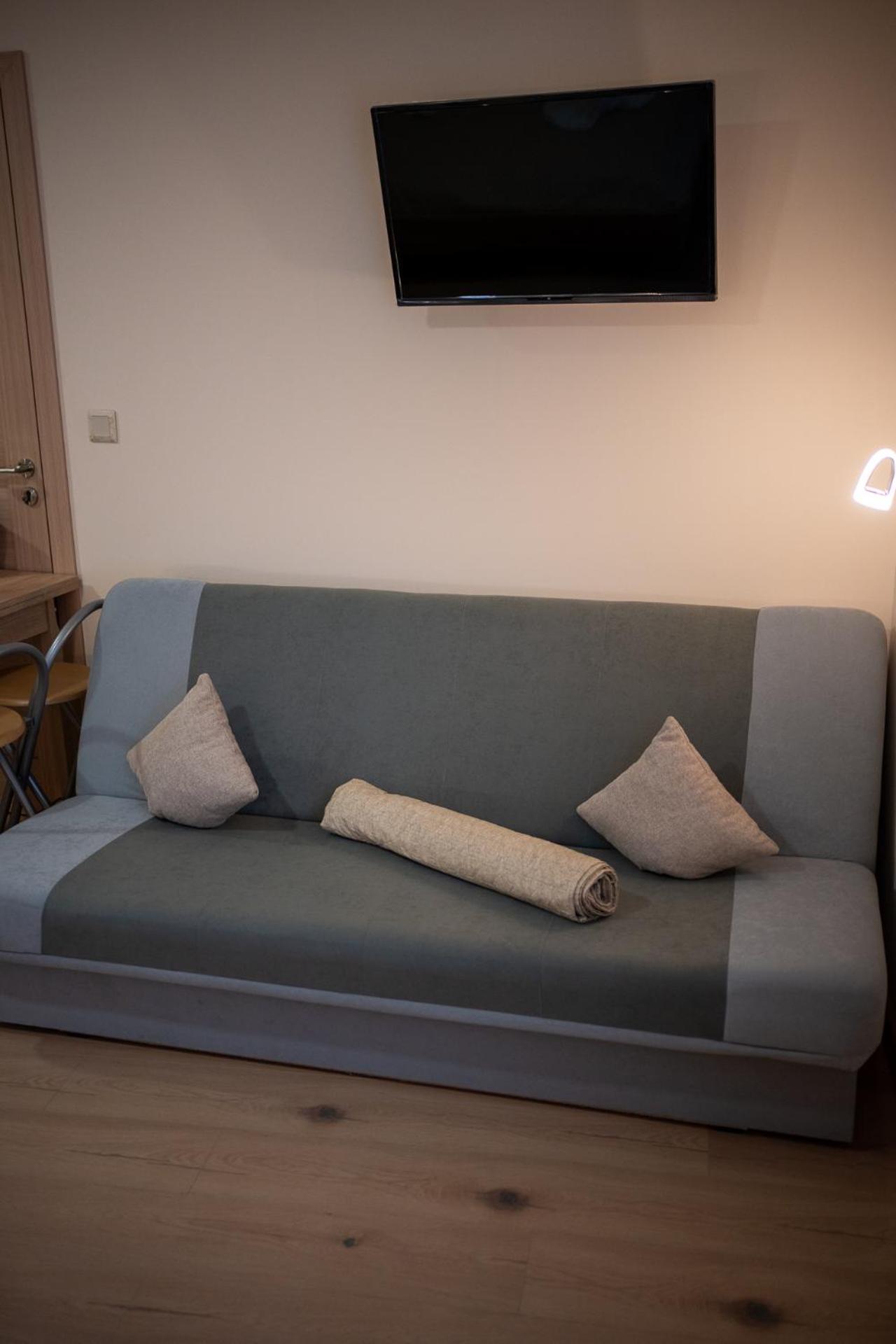 Holiday Apartmanhaz Gyula Bagian luar foto